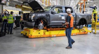 Ô tô điện ngày càng 'ế ẩm', Ford buộc phải cắt giảm gần 70% nhân sự
