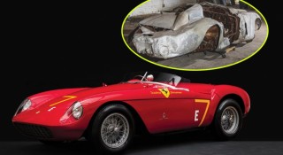 Dù chỉ còn là 'đống sắt vụn' nhưng chiếc Ferrari này vẫn được mua với số tiền hơn 47 tỷ đồng