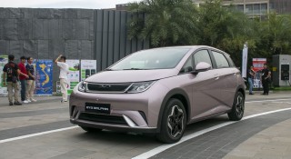 Không có trạm sạc tại Việt Nam, khách mua xe điện BYD cần lưu ý điều gì?