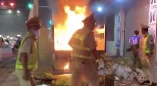 Đồng Nai: Người đàn ông ‘hổ báo’ đốt 4 xe máy sau khi bị CSGT xử lý vi phạm nồng độ cồn