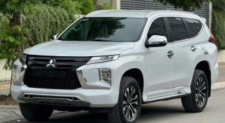 Lăn bánh 3 năm, SUV 7 chỗ Mitsubishi Pajero Sport 2021 rao bán với giá không ngờ