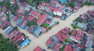Mưa lũ gây thiệt hại nặng nề tại các tỉnh miền núi phía Bắc, hàng nghìn người phải di dời