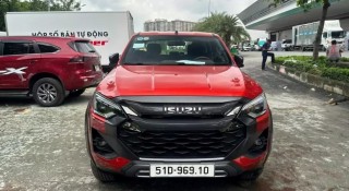 Bán tải Isuzu D-Max 2024 lộ diện tại TP. HCM, sẵn sàng ra mắt khách Việt