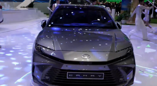Toyota Camry thế hệ mới trình làng tại VMS 2024, giá dự kiến cao nhất lên đến 1,53 tỷ đồng