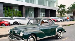 Hàng hiếm Peugeot 203 Coupe A Vendre 1954 màu xanh lục bảo xuất hiện tại Việt Nam