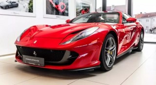 Săm soi siêu xe Ferrari 812 GTS thứ 3 sẽ sớm về Việt Nam, động cơ V12 mạnh đến 789 mã lực