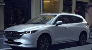 Mazda CX-8 2024 'lên kệ' thị trường Việt: Ba phiên bản, giá khởi điểm từ 969 triệu đồng