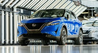 Nissan đối mặt khủng hoảng tài chính vì từ bỏ xe hybrid, tập trung vào xe điện