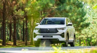 Toyota Innova Cross đạt doanh số cao kỷ lục kể từ khi có mặt tại Việt Nam