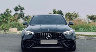 Bất ngờ giá bán lại của Mercedes-AMG C 63 S E Performance 2024 mới lăn bánh hơn 2.000 km