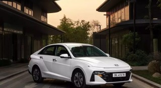 Hyundai Accent 'lội ngược dòng', soán ngôi vương phân khúc sedan cỡ B từ tay Toyota Vios