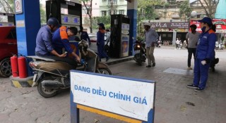 Giá xăng dầu hôm nay ngày 5/5: Quay đầu giảm nhẹ, RON 95 còn hơn 19.500 đồng/lít