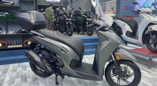 Những chiếc xe ga Honda SH 350i 2025 nhập Ý đầu tiên về Việt Nam, giá bán vẫn là ẩn số