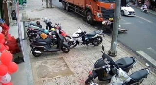 Vụ tai nạn chết người do xe container 'không người lái': Trách nhiệm thuộc về ai?