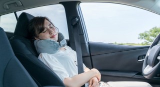 Ngủ trong ô tô bật điều hòa: Tiềm ẩn nguy cơ tử vong nếu không cẩn trọng