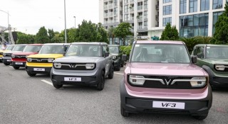 VinFast VF 3 vươn lên số 1 thị trường - Điều gì khiến người Việt đổ xô mua xe điện mini?