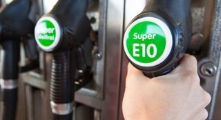 Xăng sinh học E10: Xe máy nào dùng được, xe nào nên tránh?