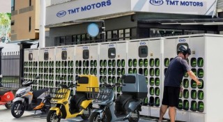 TMT Motors công bố hệ sinh thái đầy tham vọng: Có cả xe máy điện, ô tô điện và trạm đổi pin siêu tốc