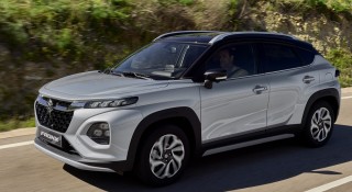 Suzuki XL7 Black Edition dự kiến ra mắt Việt Nam ngay quý này, Fronx theo sau vào cuối năm
