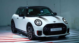 Mini John Cooper Works 3 cửa cập bến Việt Nam - Hatchback hiệu năng cao không dành cho số đông