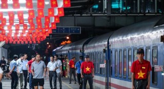 Hành khách đi tàu dịp Quốc khánh 2/9 cần lưu ý gì khi nhiều tuyến phố Hà Nội cấm đường?