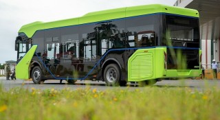 Bộ đôi xe buýt điện VinFast 'rục rịch' ra mắt thị trường châu Âu