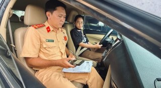 Áp dụng bộ đề 600 câu hỏi mới trong thi sát hạch lái xe từ 1/9, chấm dứt tình trạng 'học tủ, học mẹo'
