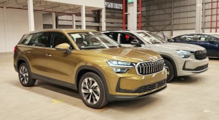Skoda Kodiaq có giá mới tại Việt Nam: Bản Sportline gần 1,5 tỷ, bản Premium ưu đãi mạnh đấu Santa Fe, Everest