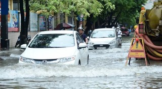 Cảnh giác với xe cũ 'đẹp như mới': Những mẹo giúp phát hiện ô tô từng bị ngập nước