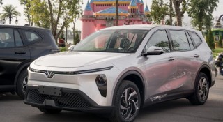 Limo Green bán vượt Xpander, góp phần giúp VinFast chạm mốc 100.000 ô tô điện sau 9 tháng