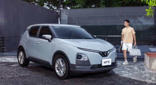 Giao hơn 20.000 xe điện trong tháng 10, VinFast tiếp tục thống trị thị trường ô tô Việt Nam