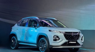 Suzuki Fronx nhận ưu đãi lớn tại đại lý, giá thực tế chỉ từ 505 triệu đồng