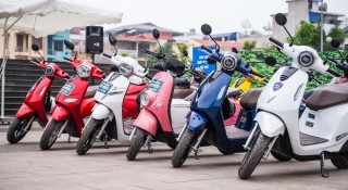 VinFast tăng trưởng kỷ lục với gần 235.000 xe điện hai bánh được giao đến tay khách hàng
