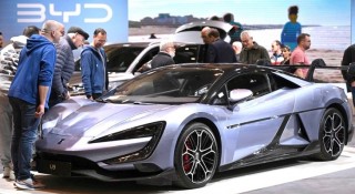 BYD dẫn đầu thị trường xe điện toàn cầu, Tesla tụt lại sau nhiều năm thống trị