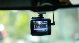 Tài xế xe dịch vụ cần lưu ý gì trước quy định mới về thiết bị giám sát trên xe?