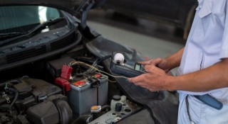 Tránh tình trạng xe 'sập nguồn' giữa chừng: 3 lưu ý chủ xe nên nhớ để giúp ắc quy bền hơn