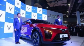 VinFast VF 7 giành danh hiệu 'SUV điện của năm' tại một trong những giải thưởng ô tô uy tín bậc nhất Ấn Độ