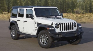 Nguy cơ tiềm ẩn từ đèn báo lỗi động cơ và túi khí: Nhiều mẫu Jeep, RAM tại Việt Nam bị triệu hồi