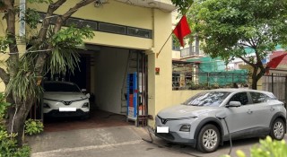 Thuê ô tô điện tự lái dịp lễ, tài xế cần lưu ý gì để tránh phát sinh rắc rối ngoài ý muốn?