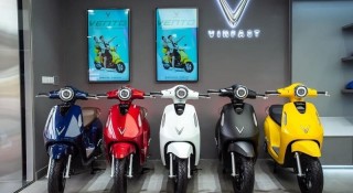 Những mẫu xe máy điện cốp rộng, tầm vận hành hơn 200 km/sạc