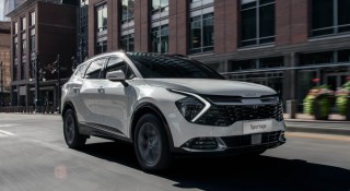 Kia Sportage giảm giá tới 50 triệu đồng, tăng sức cạnh tranh ở phân khúc SUV cỡ C