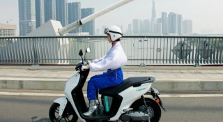 Người dùng cần lưu ý gì để xe máy điện không 'đuối sức' trong mùa nắng nóng?