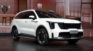 Thaco Auto công bố giá Kia New Sorento Hybrid, cao nhất lên đến 1,399 tỷ đồng