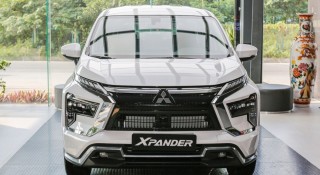 Toyota Veloz Cross hụt hơi, Mitsubishi Xpander tái chiếm 'ngôi vương' phân khúc MPV 7 chỗ chạy xăng