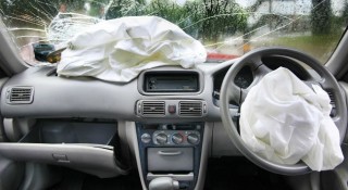 Việt Nam vẫn còn 51.000 ô tô chưa thay cụm bơm túi khí Takata, chủ xe cần sớm kiểm tra