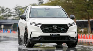 Honda CR-V hybrid được giảm hàng chục triệu đồng tại đại lý