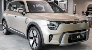 SUV điện 'so kè' cùng Honda CR-V, công suất 637 mã lực, kế thừa trọn vẹn DNA của Mercedes-Benz