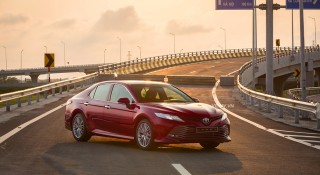 Đánh giá Toyota Camry 2.5Q 2020: 'Cá chép hóa rồng'