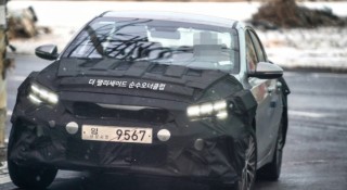 Kia Cerato 2021 lộ diện hoàn toàn với logo mới