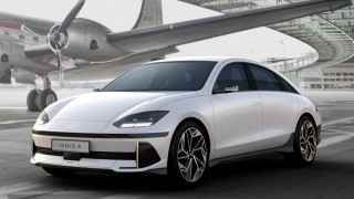 Hyundai Ioniq 6 lần đầu lộ diện: Gần giống nguyên mẫu, thiết kế đậm chất Porsche